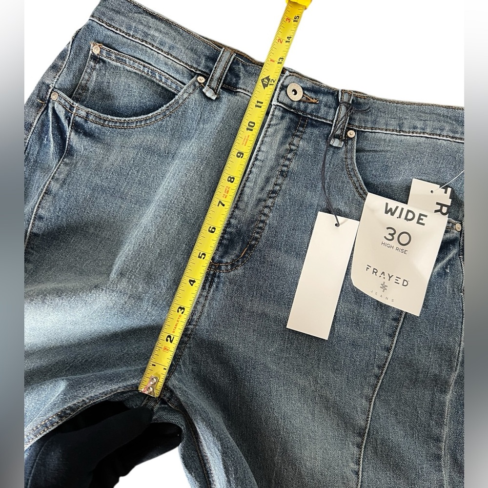Frayed Seamed Wide Legs Stylish Women's Jeans - Picture 10 of 16